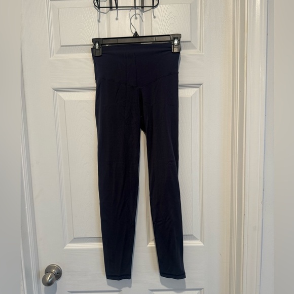 OFFLINE By Aerie Real Me High Waisted Crossover Legging Size Small. Dark Blue - Picture 3 of 6